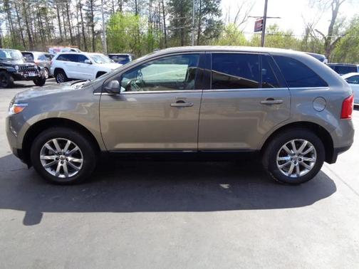 Gold 2014 Ford Edge Limited