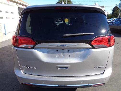 2018 Chrysler Pacifica Limited