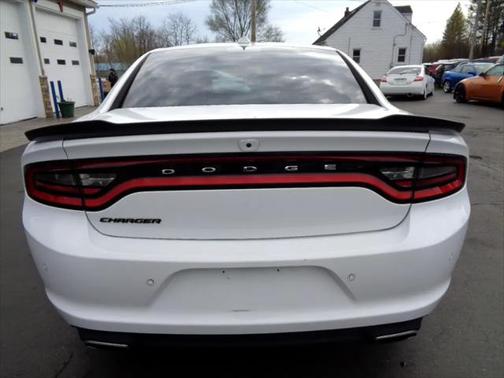 2016 Dodge Charger SXT