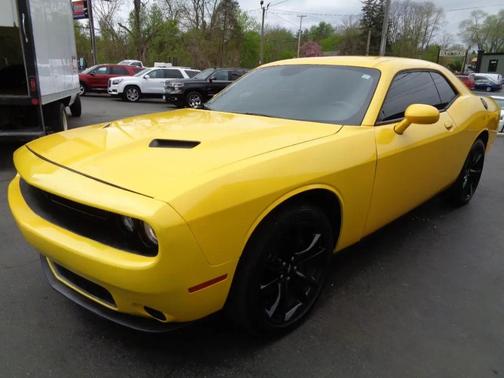 Yellow 2018 Dodge Challenger R/T