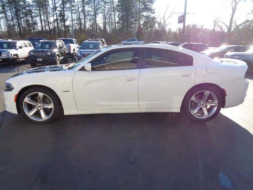 2016 Dodge Charger R/T