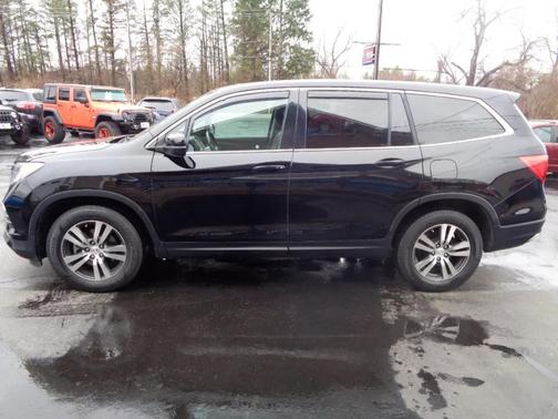 Black 2017 Honda Pilot EX-L