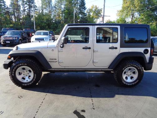 2012 Jeep Wrangler Unlimited Sport