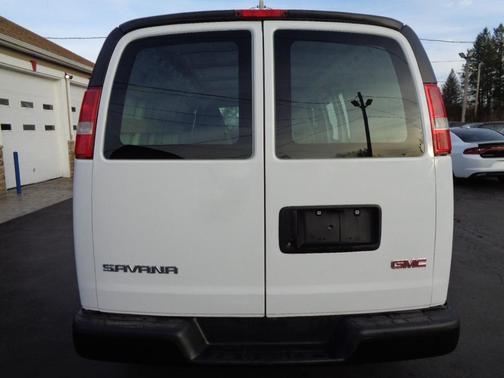 2017 GMC Savana 2500 RWD 2500 135''