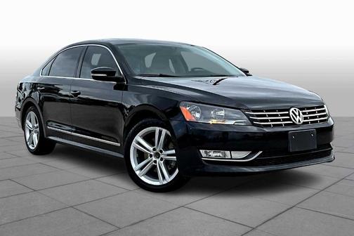2014 Volkswagen Passat Auto SEL Premium