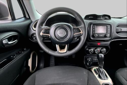 Alpine White 2017 Jeep Renegade Sport