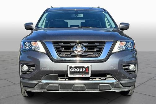 2019 Nissan Pathfinder SL