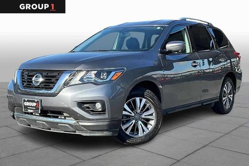 2019 Nissan Pathfinder SL