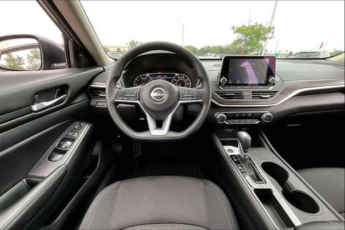 Gun Metallic 2025 Nissan Altima SV FWD