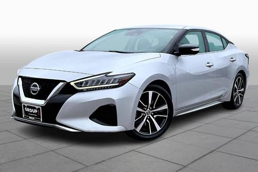 2022 Nissan Maxima SV