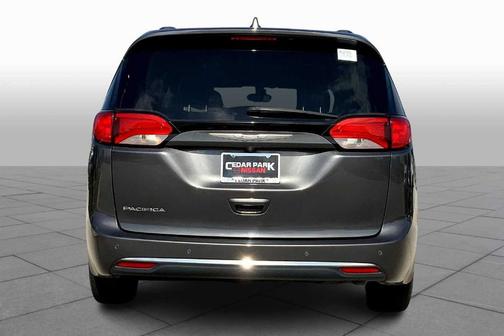 2018 Chrysler Pacifica Touring Plus