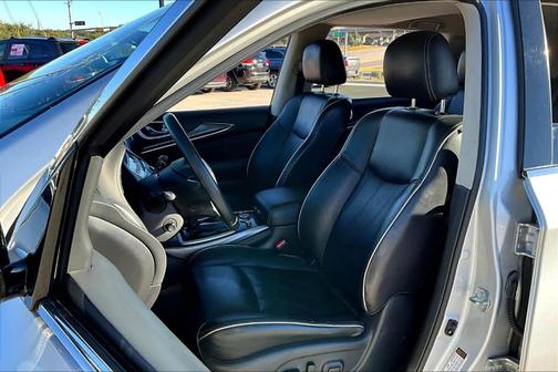 2017 INFINITI QX60 Base