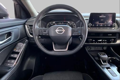Gun Metallic 2025 Nissan Rogue SV