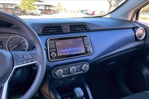 2024 Nissan Versa 1.6 SV