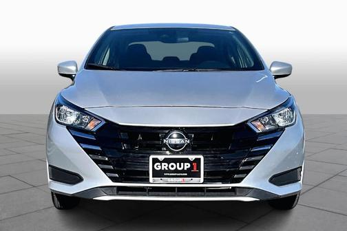 2024 Nissan Versa 1.6 SV