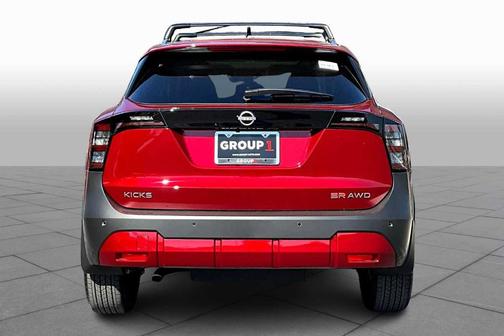 2026 Nissan Kicks SR