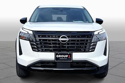 2026 Nissan Pathfinder S