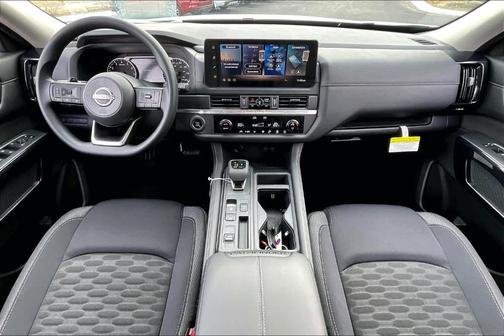 2026 Nissan Pathfinder S