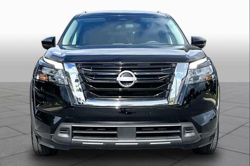 Super Black 2025 Nissan Pathfinder SV FWD