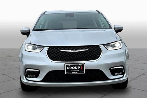 2023 Chrysler Pacifica Touring-L