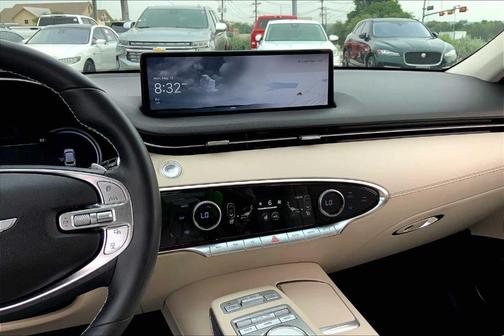 2024 Genesis GV70 2.5T