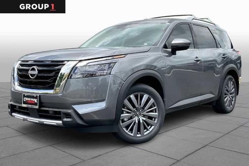 2025 Nissan Pathfinder SL