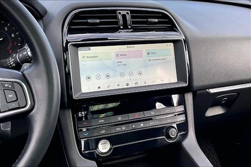 2019 Jaguar F-PACE 25t Premium