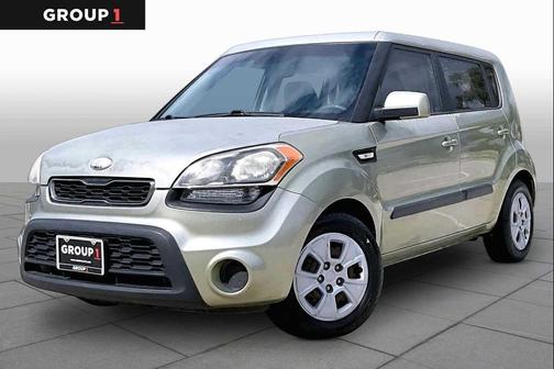 Moss Metallic 2013 Kia Soul Base