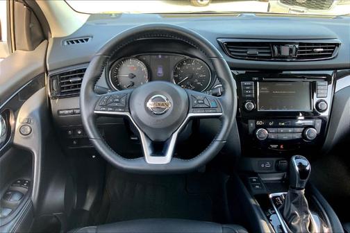 2021 Nissan Rogue Sport SL