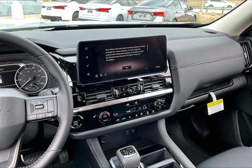 2026 Nissan Pathfinder SV