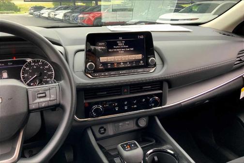 2025 Nissan Rogue S