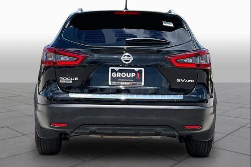 Magnetic Black Pearl 2020 Nissan Rogue Sport SV