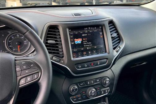 2019 Jeep Cherokee Trailhawk Elite
