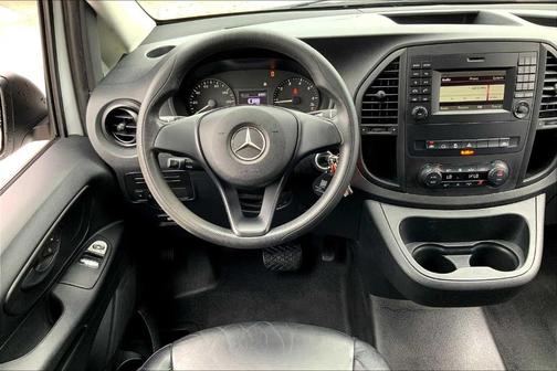 2016 Mercedes-Benz Metris Base