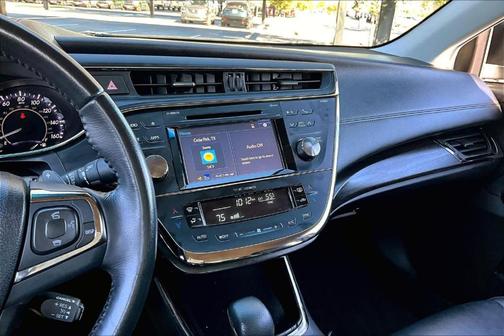 2016 Toyota Avalon XLE