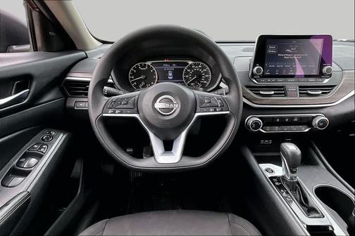 Garnet Pearl Metallic 2025 Nissan Altima SV FWD