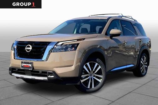 2025 Nissan Pathfinder Platinum