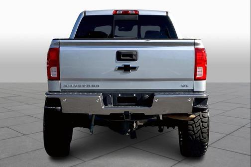 Silver Ice Metallic 2018 Chevrolet Silverado 1500 LTZ