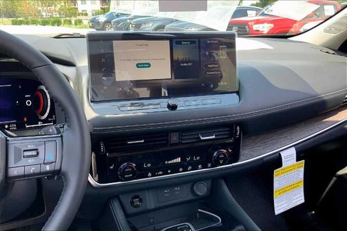2025 Nissan Rogue Platinum