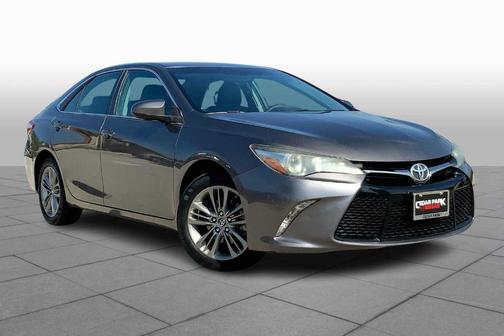 2017 Toyota Camry SE