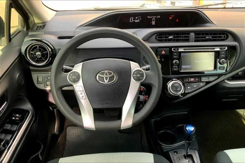 2017 Toyota Prius c Three