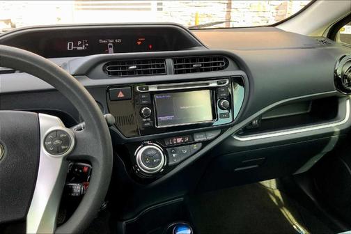 2017 Toyota Prius c Three