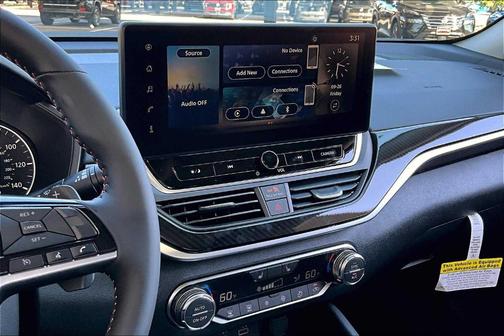 2025 Nissan Altima SR