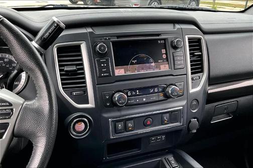 2019 Nissan Titan SV