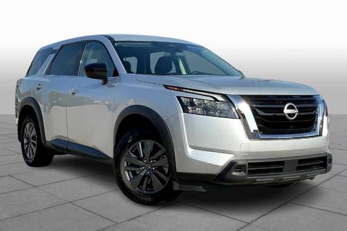 2023 Nissan Pathfinder S