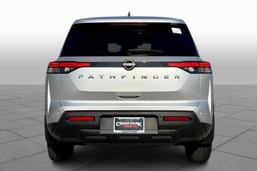 2023 Nissan Pathfinder S