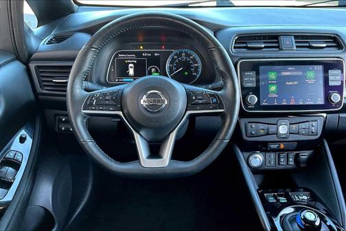 2020 Nissan Leaf SV