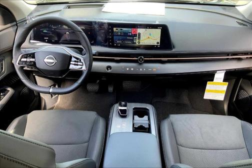 2025 Nissan ARIYA EVOLVE+