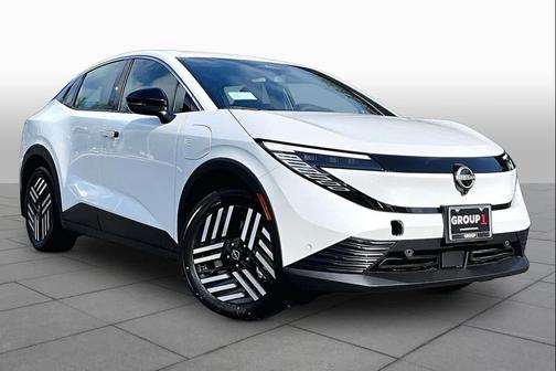 Everest White Pearl Tricoat 2026 Nissan Leaf SV+