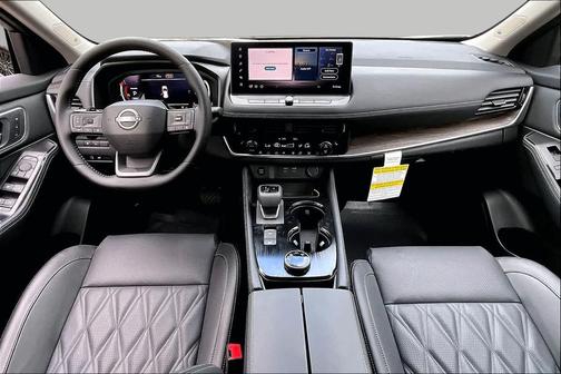 2T WHT BLK XKJG 2026 Nissan Rogue Platinum